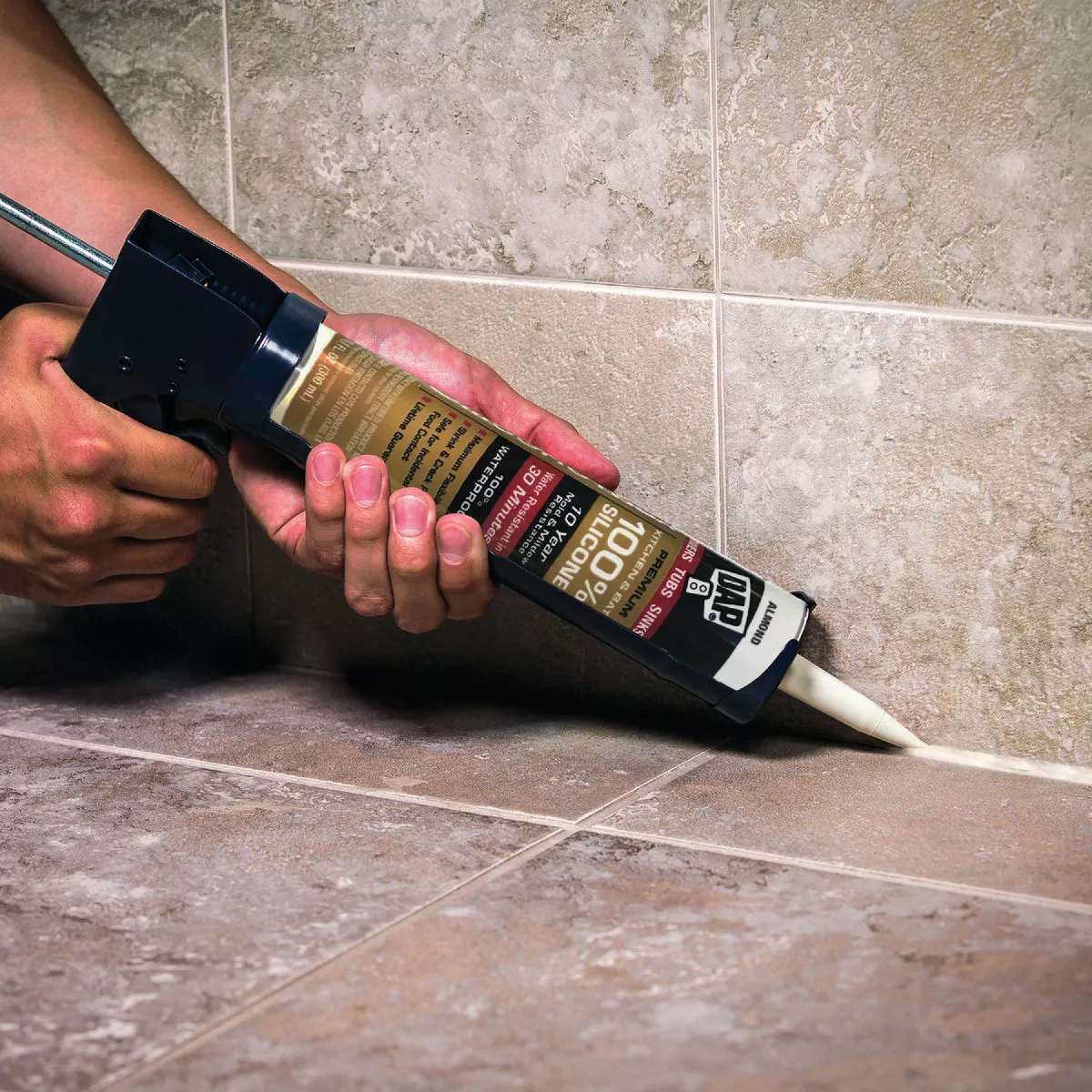 DAP Silicone Max 10 Oz. Clear Premium Kitchen, Bath & Plumbing 100% Silicone Sealant - photo 3