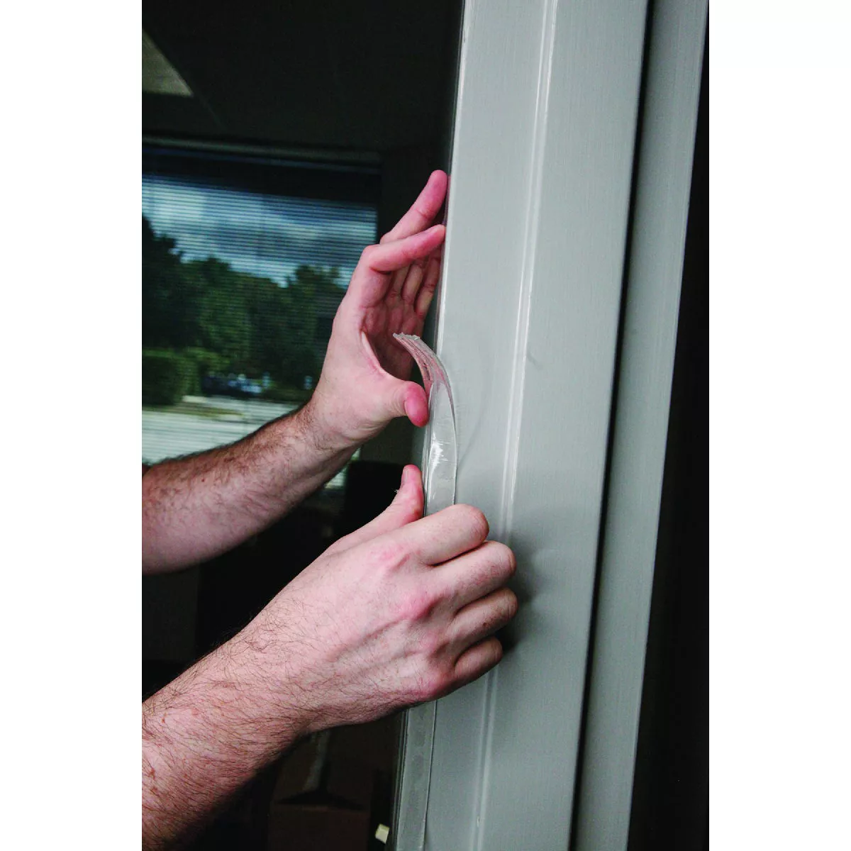 Trimaco Stay Put 1.5 In. x 8 Ft. Flexible Corner Guard - photo 2