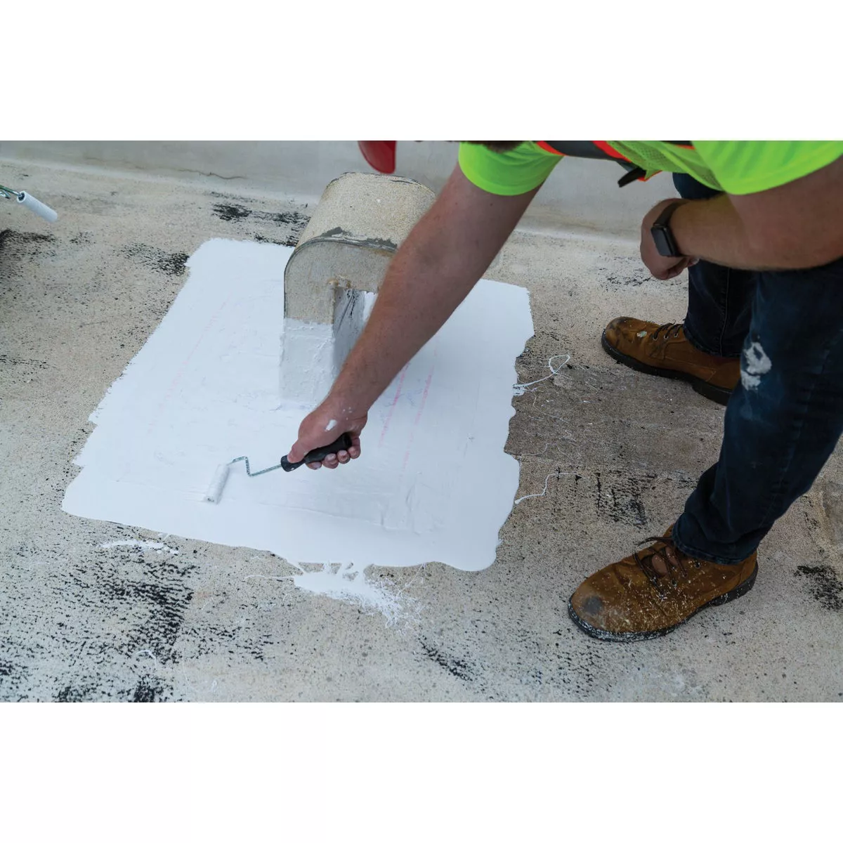 Rust-Oleum 1 Gal. White Elastomeric Roof Patch - photo 3