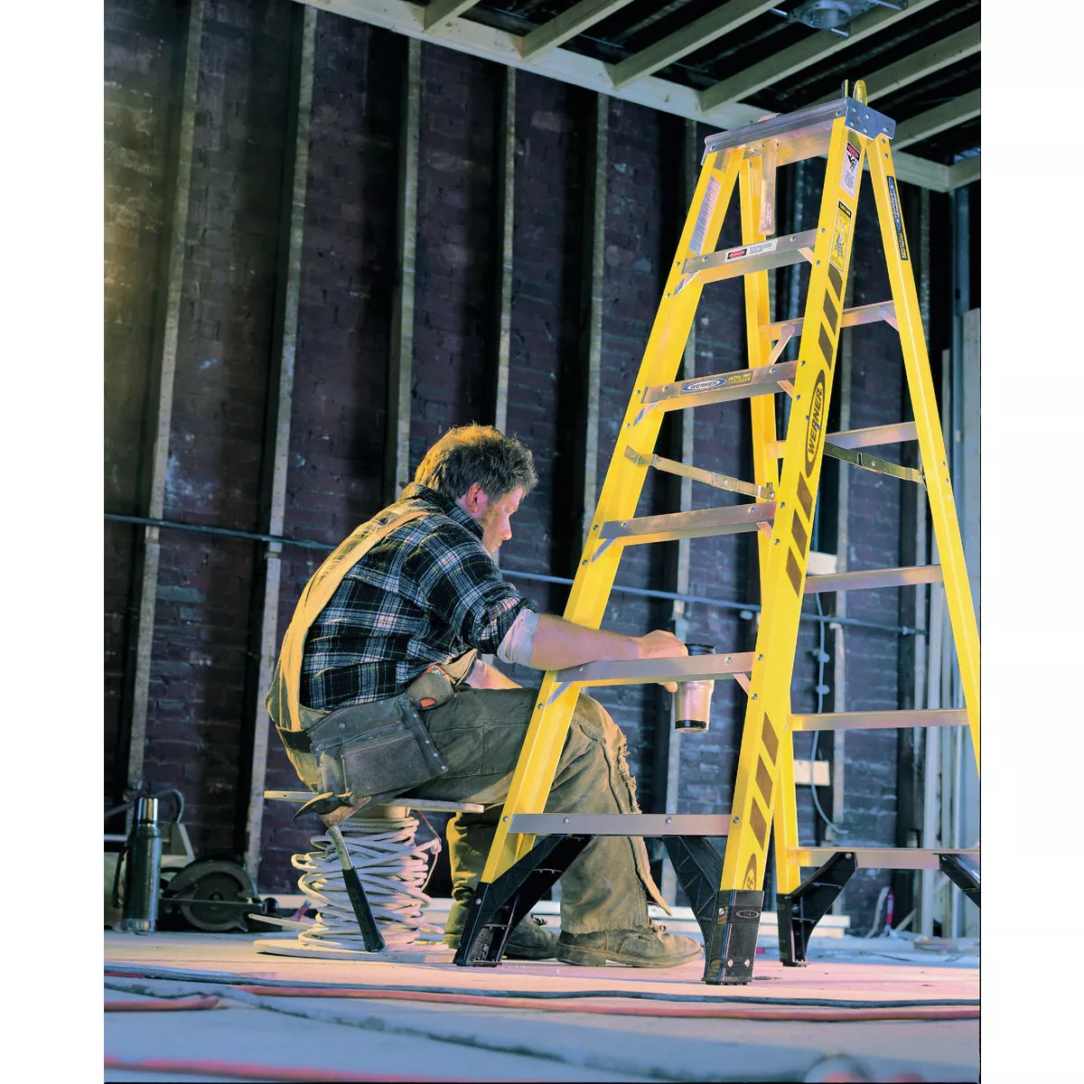 Werner 6 Ft. Fiberglass Step Ladder with 375 Lb. Load Capacity Type IAA Ladder Rating - photo 2