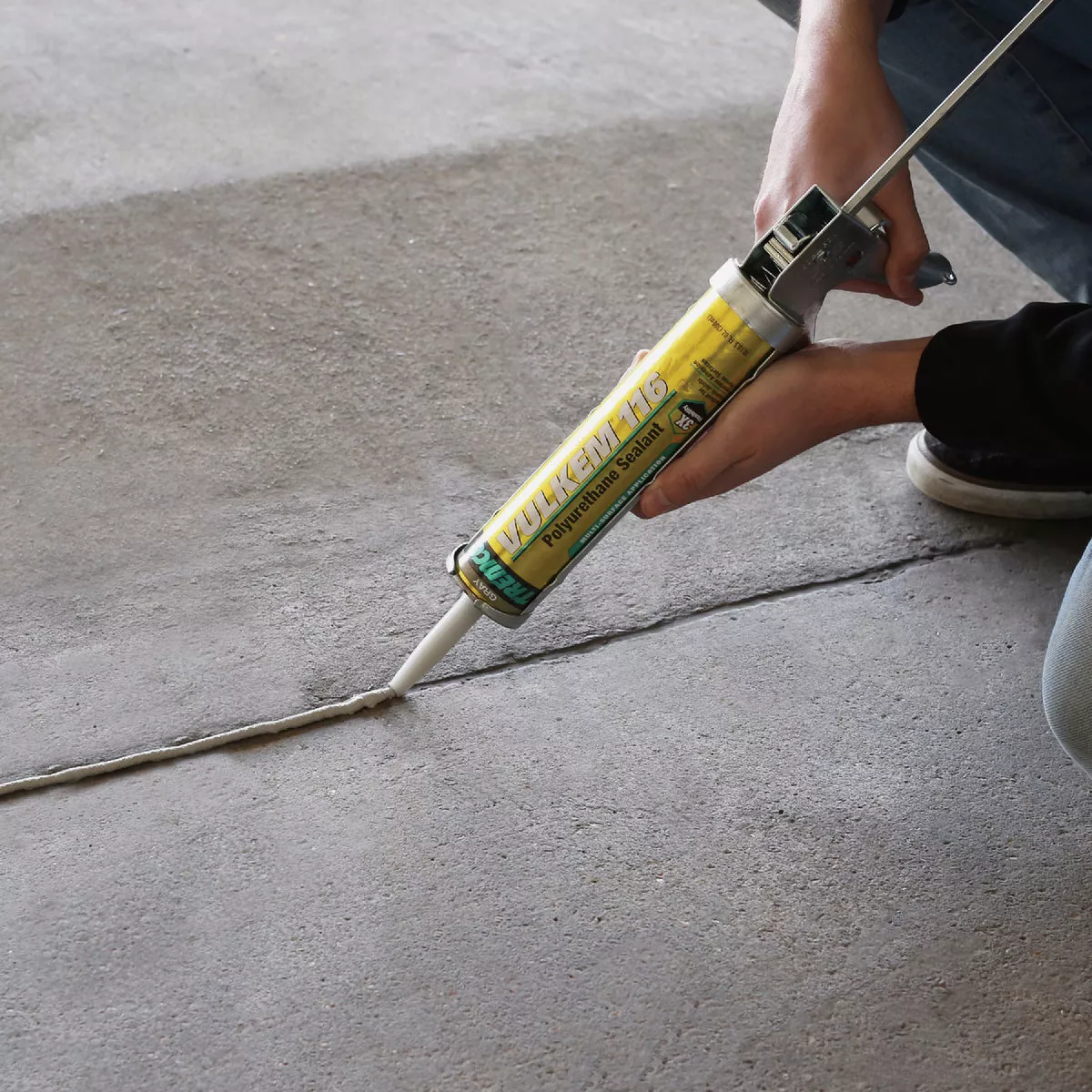 Tremco Vulkem 116 10.1 Oz. Limestone Polyurethane Sealant - photo 6