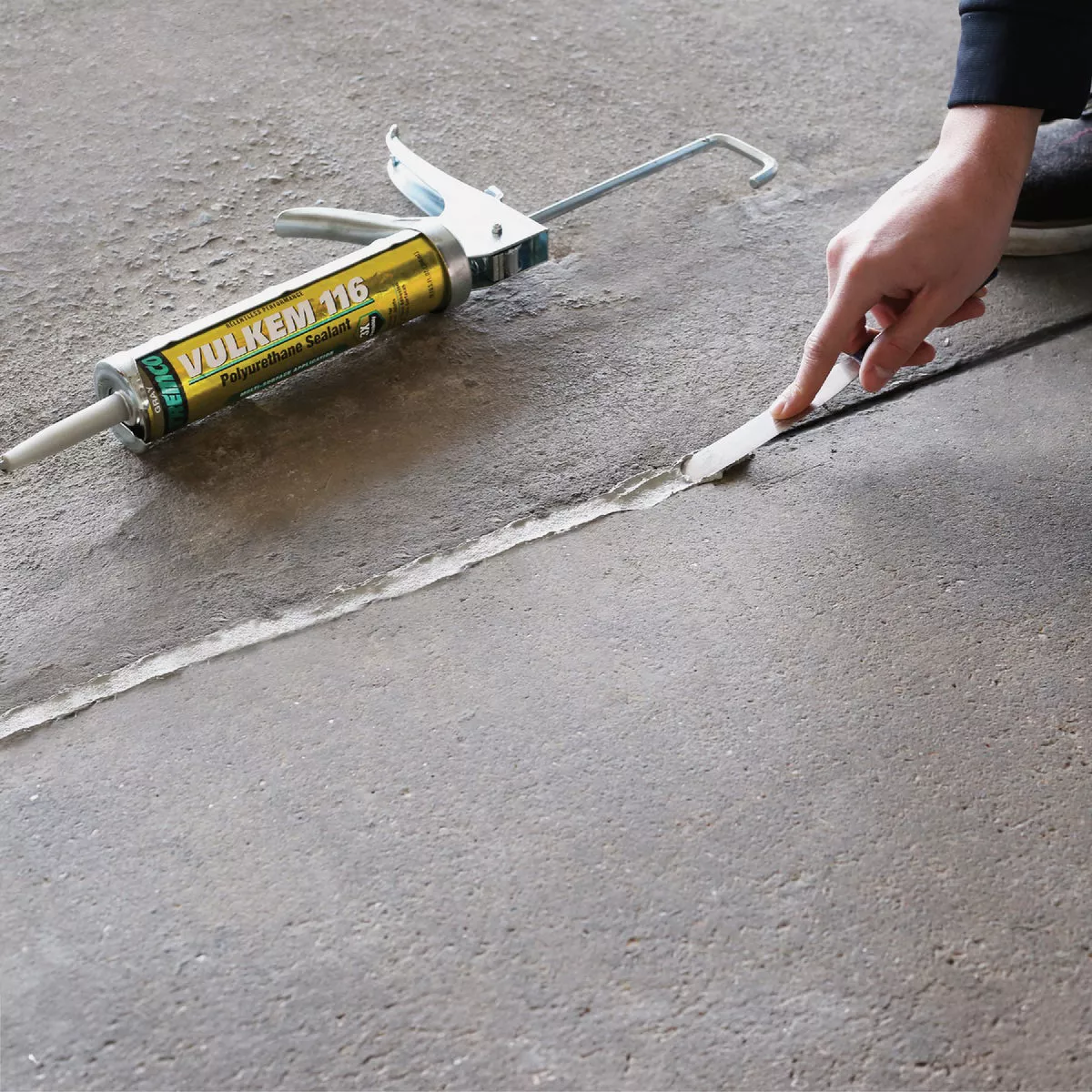 Tremco Vulkem 116 10.1 Oz. Limestone Polyurethane Sealant - photo 7