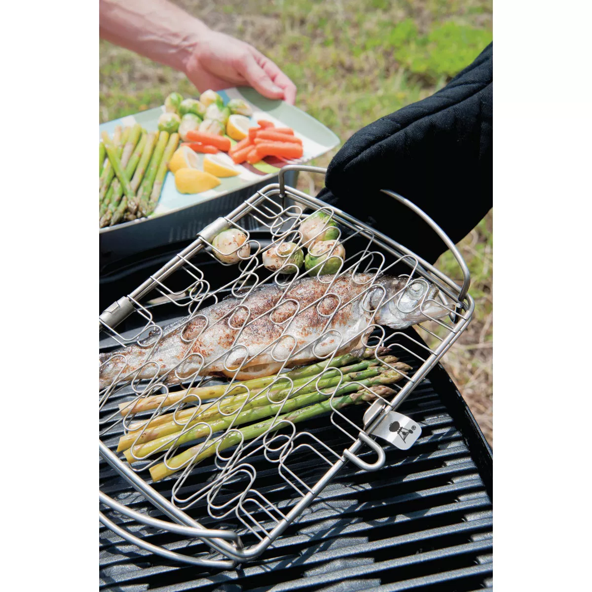 Weber 10 In. W. x 16 In. L. x 2.25 In. D. Large Flexible Wire Fish Grill Basket - photo 4