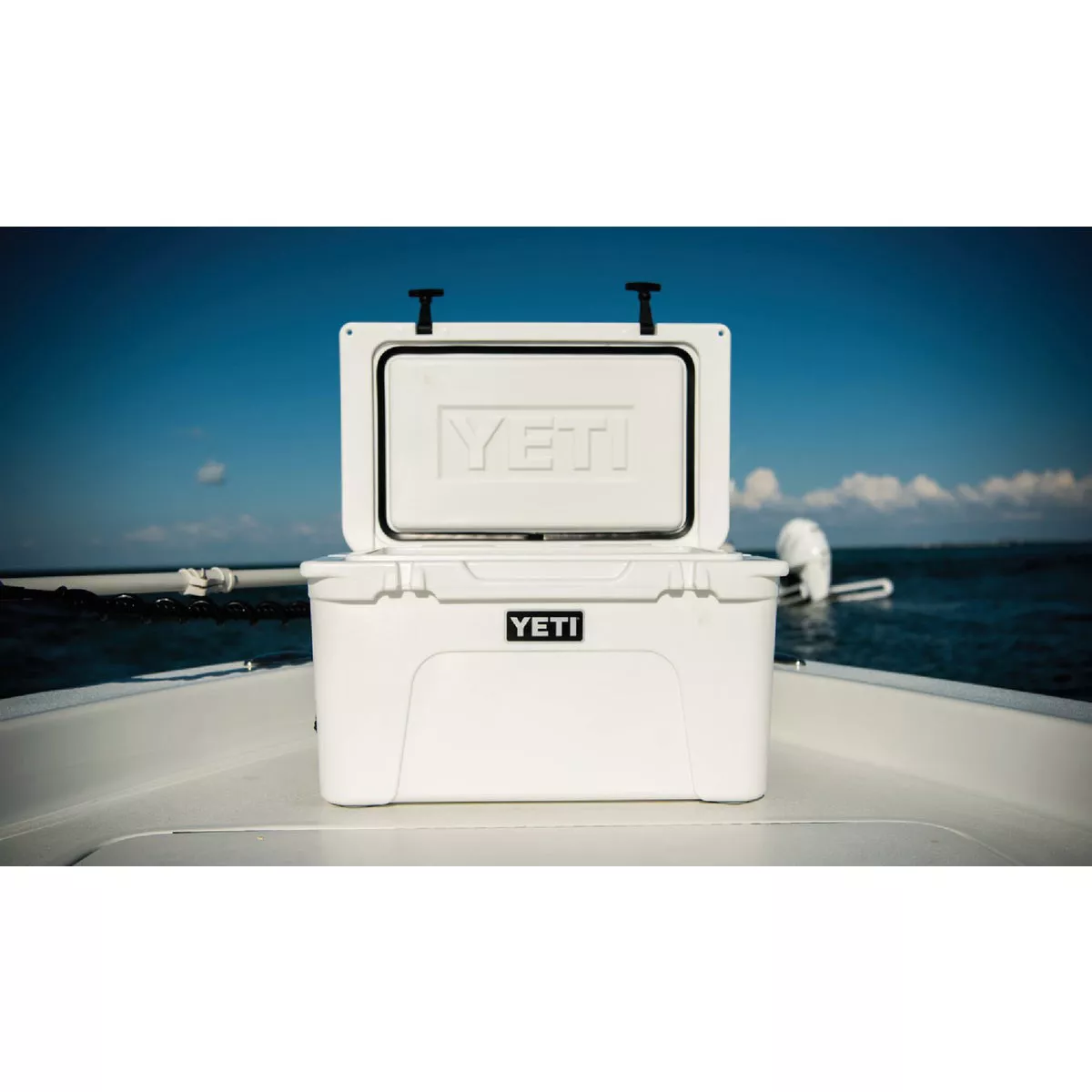 Yeti Tundra 45, 28-Can Cooler, White - photo 4