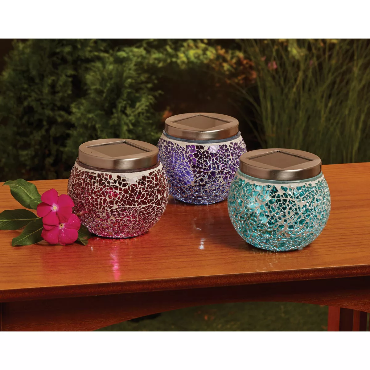 Outdoor Expressions 3.5 In. H. x 3.5 In. Dia. Green, Red, or Purple Crackled Glass Tabletop Solar Patio Light - photo 5