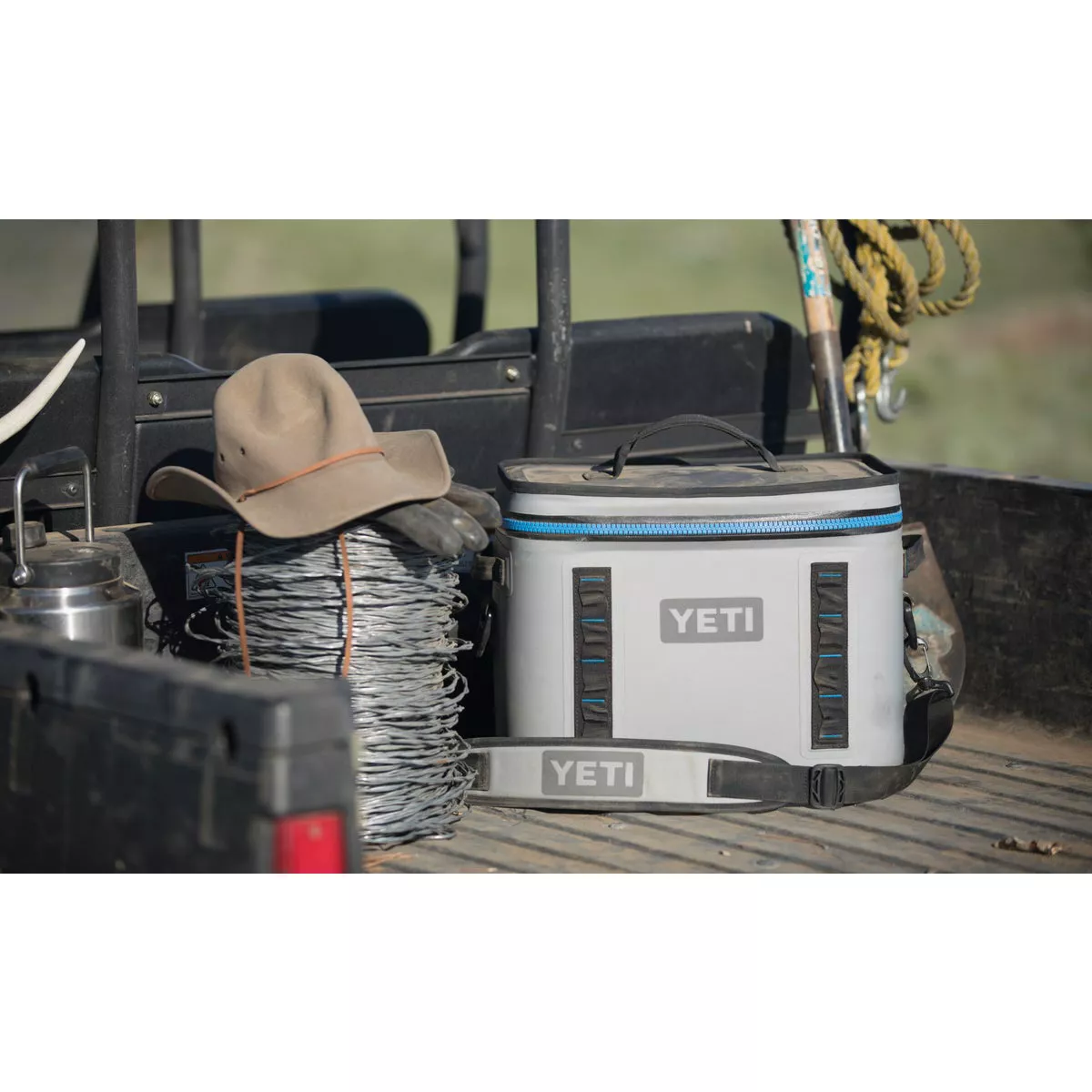 Yeti Hopper Flip 8, 8-Can Soft-Side Cooler, Gray - photo 2