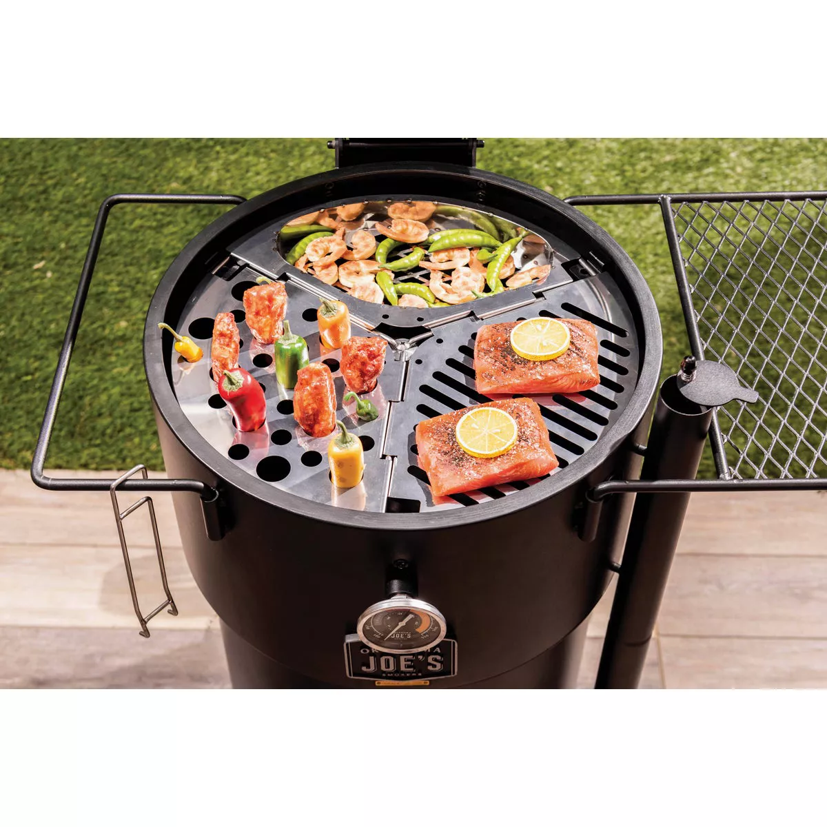 Oklahoma Joe's Stainless Steel Drum Smoker Triple Grate - photo 2