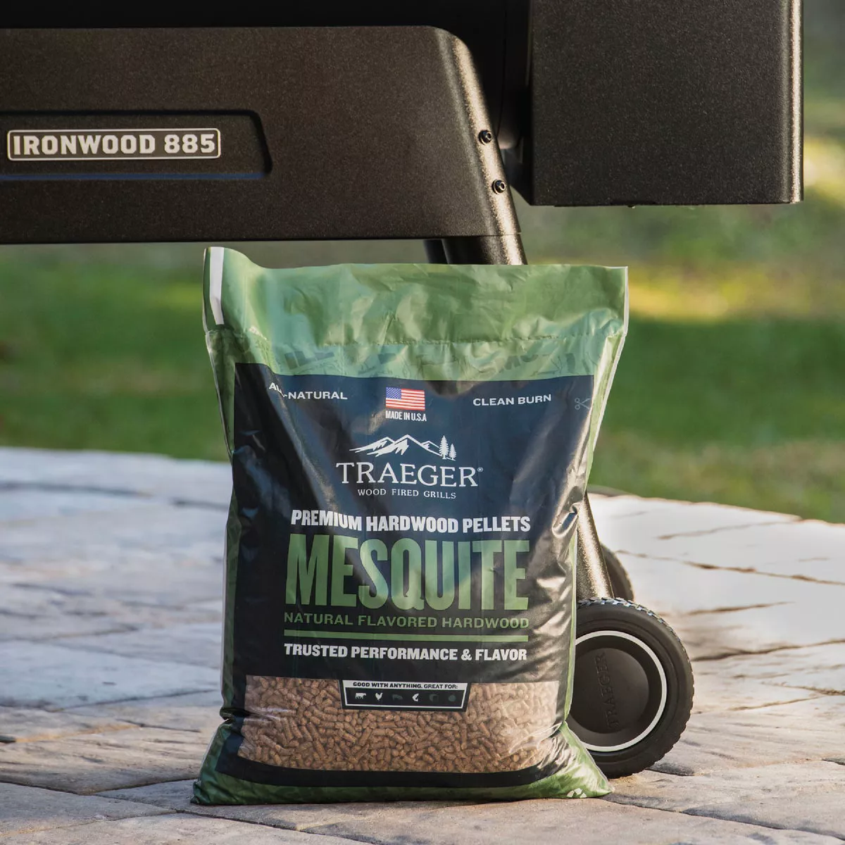 Traeger 20 Lb. Mesquite All-Natural Wood Grilling Pellets - photo 3