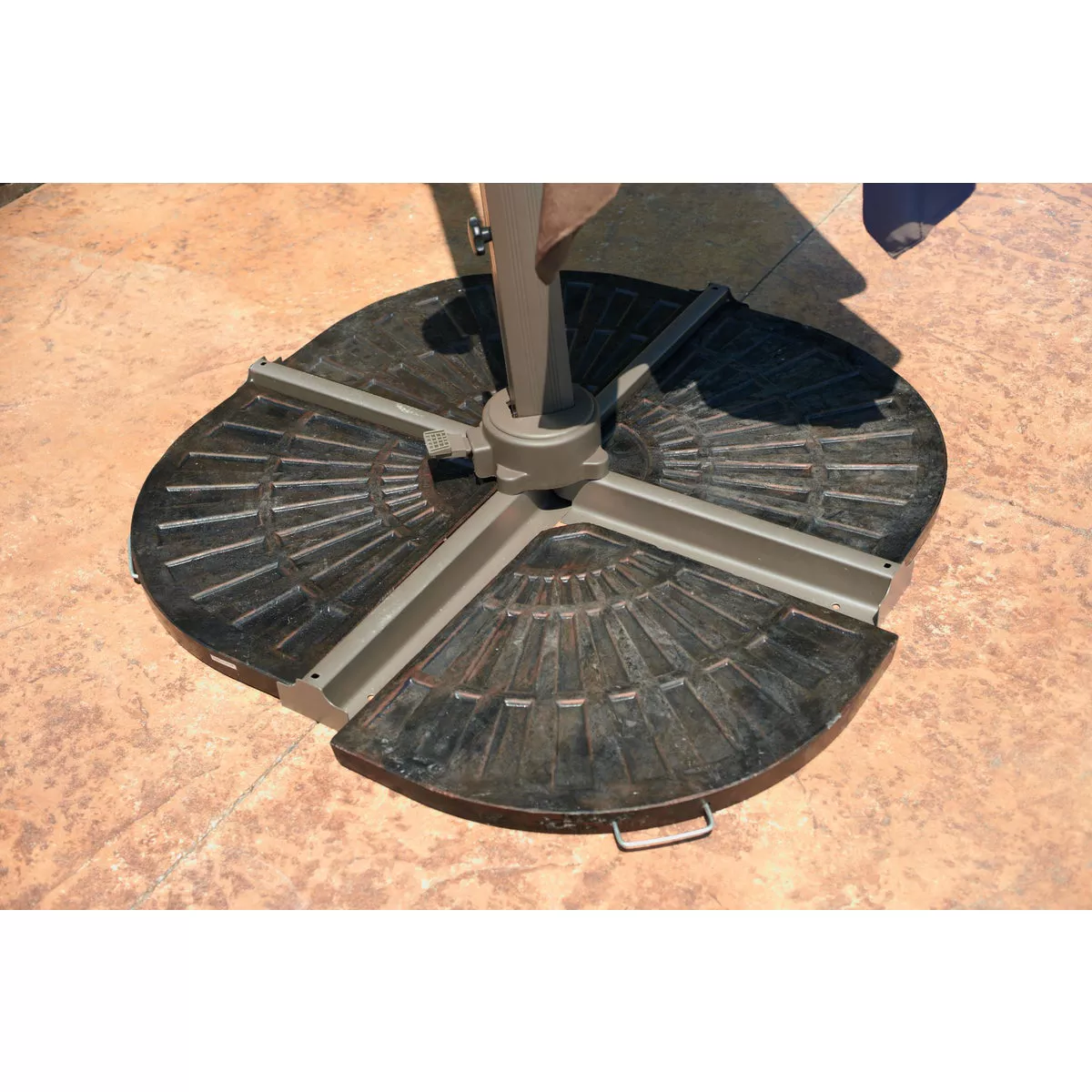 Outdoor Expressions 19 In. Offset Bronze Resin Umbrella Base - photo 6