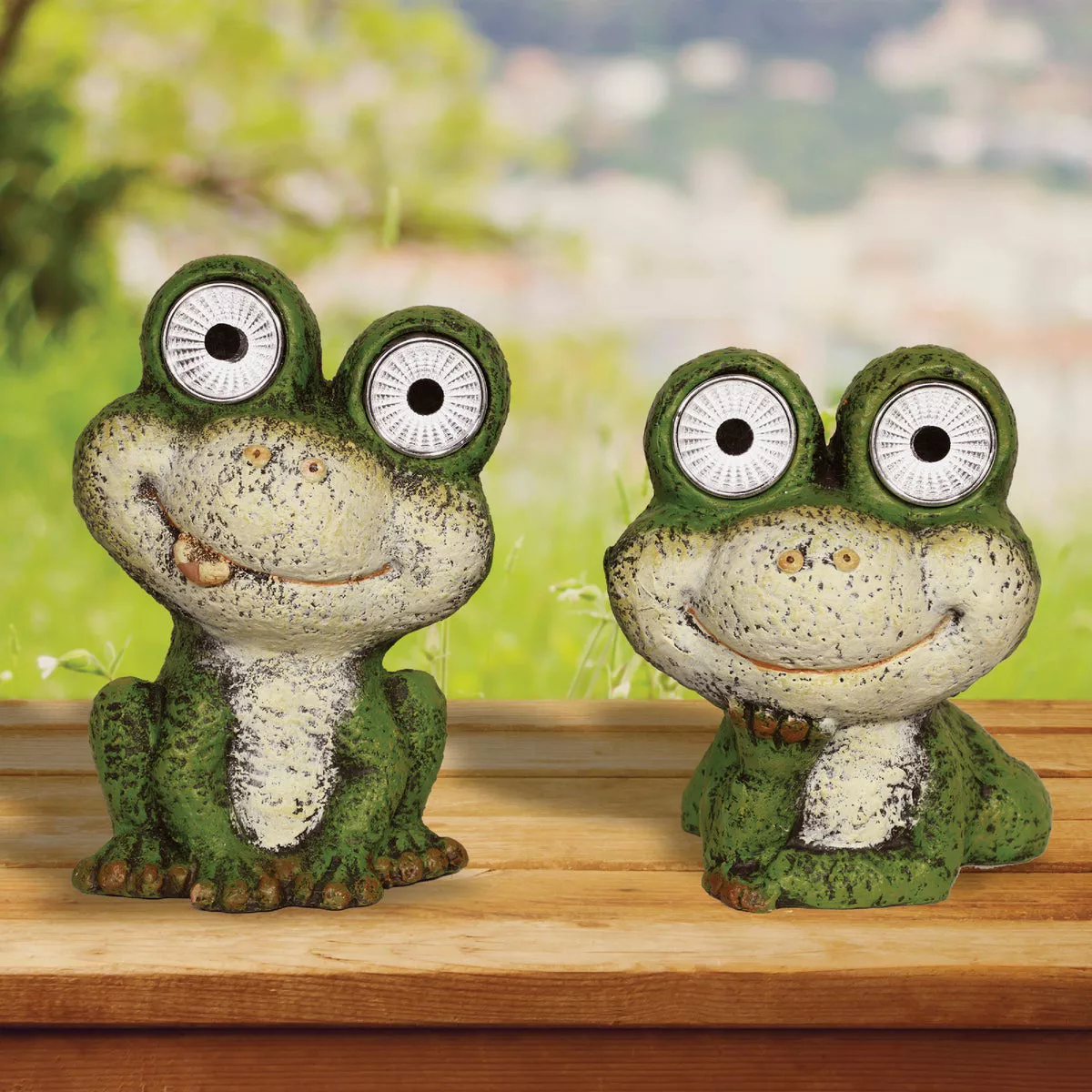 Alpine 7 In. Solar Green Frog Statue with LED Eyes - photo 6