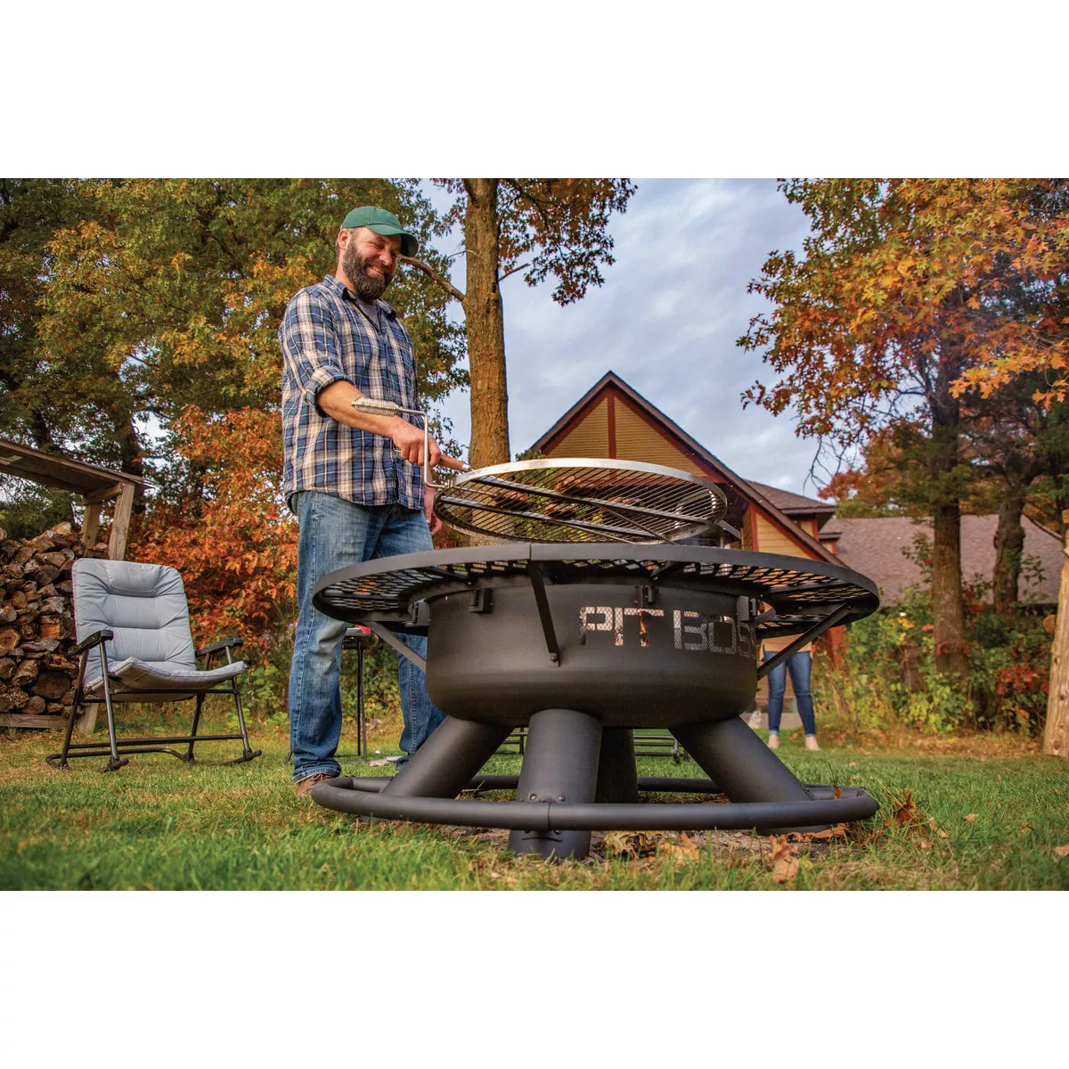 Pit Boss 2-In-1 24 In. Black Round Fire Pit & Grill - photo 3