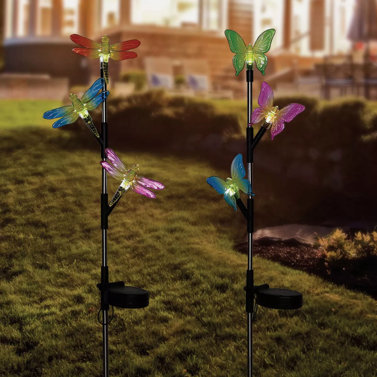 Alpine Plastic Triple Insect 32 In. H. Solar LED Stake Light - photo 5