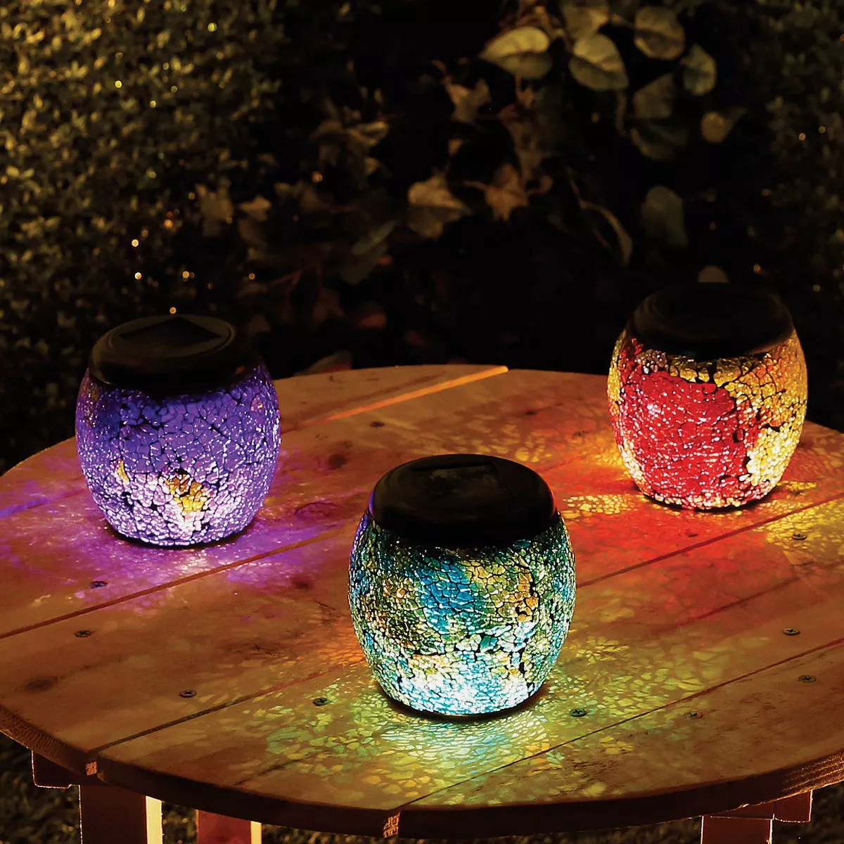 Alpine 5 In. W. x 5 In. H. x 5 In. L. Mosaic Glass Solar LED Patio Lantern - photo 2