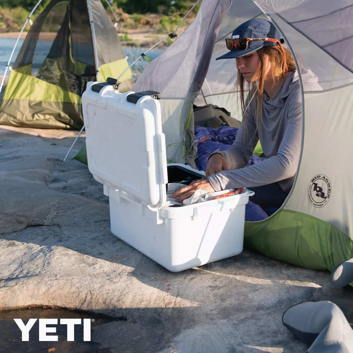 Yeti LoadOut GoBox 30 14.7 In. W. x 11.19 In. H. x 20.58 In. L. White Tote - photo 5