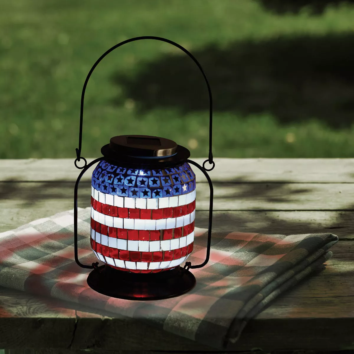 Alpine 5 In. W. x 12 In. H. x 7 In. L. Patriotic Americana Solar LED Patio Lantern - photo 4
