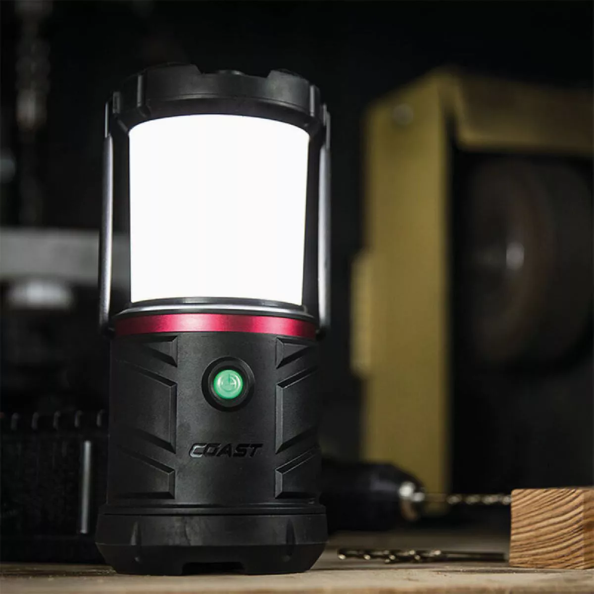 Coast EAL22 1250 Lm. Storm Proof Emergency Area Lantern - photo 3
