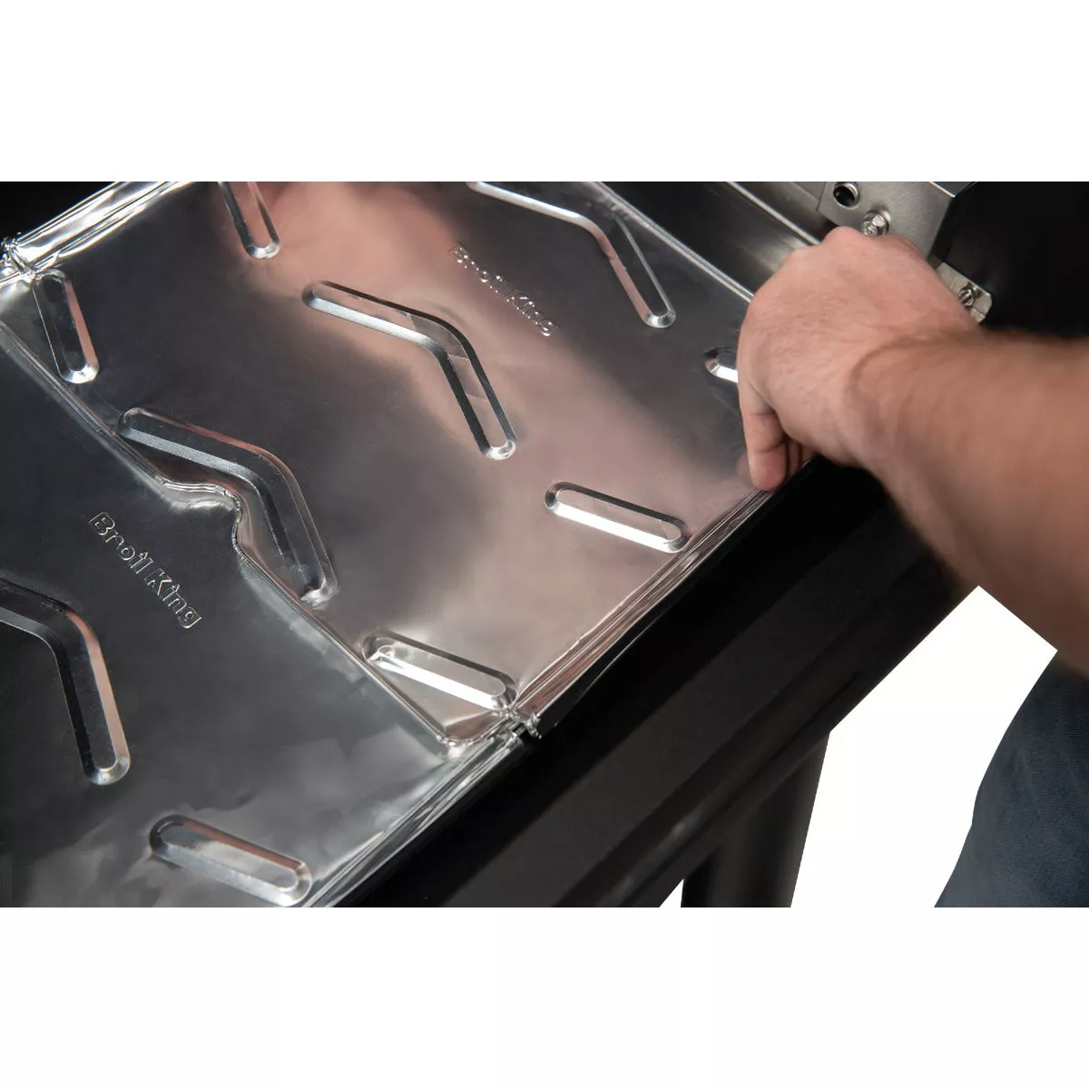 Broil King 10.5 In. x 12 In. Aluminum Pellet Grill Drip Pan Liner - photo 4