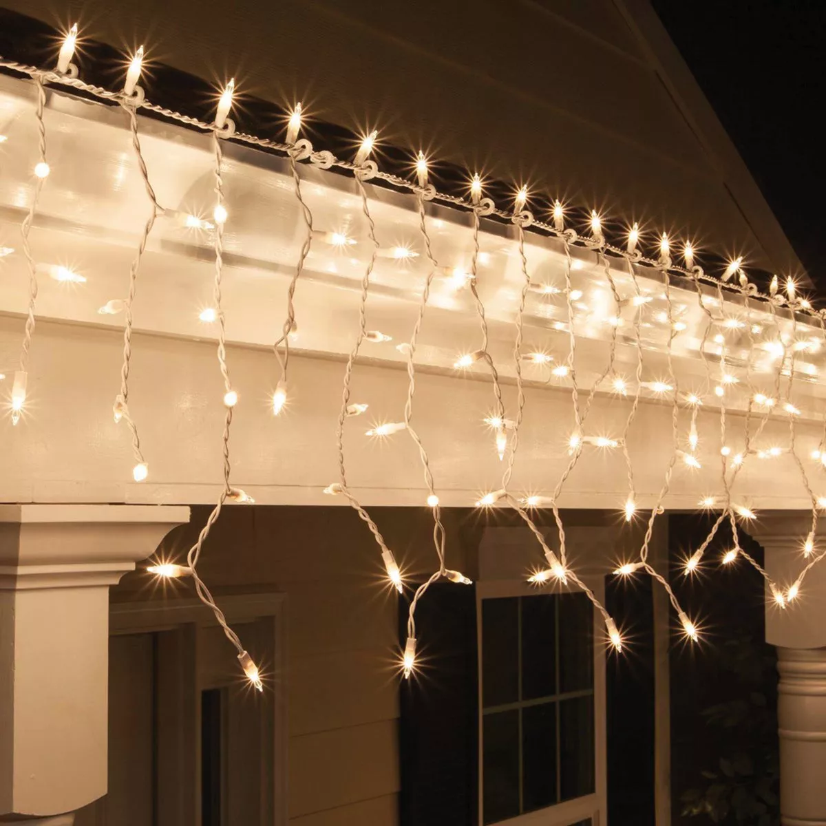 J Hofert Clear 150-Bulb Heavy-Duty Mini Incandescent Icicle Light Set with White Wire - photo 4